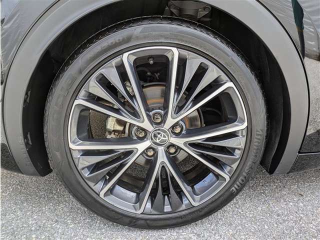 トヨタ プリウス