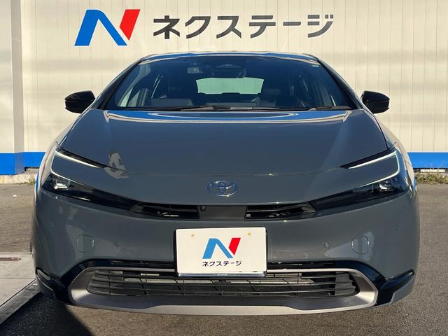 トヨタ プリウス