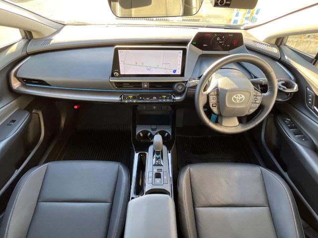 トヨタ プリウス