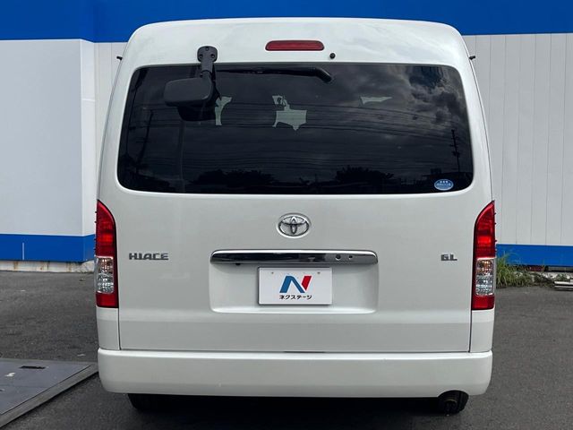 トヨタ ハイエース