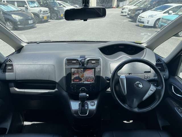 日産 セレナ