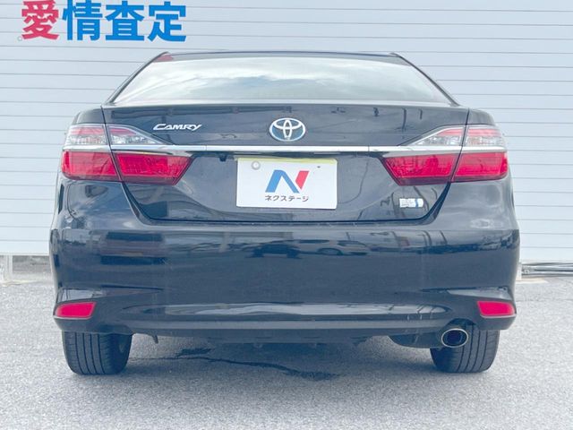 トヨタ カムリハイブリッド