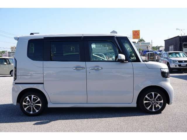 ホンダ N-BOX