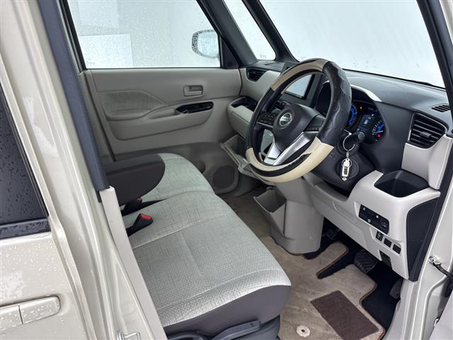日産 ルークス