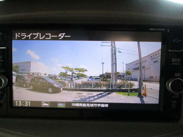日産 キューブ