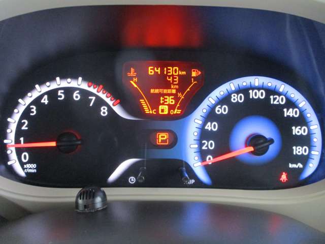 日産 キューブ
