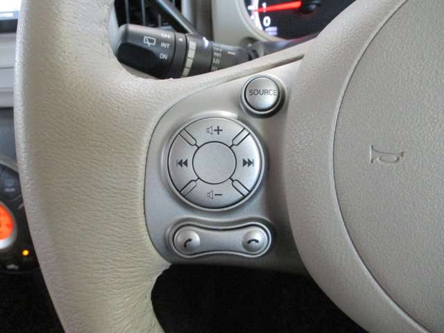 日産 キューブ