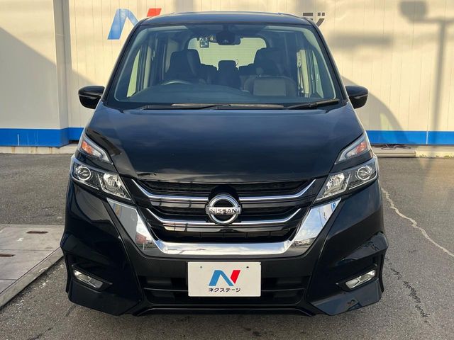 日産 セレナ
