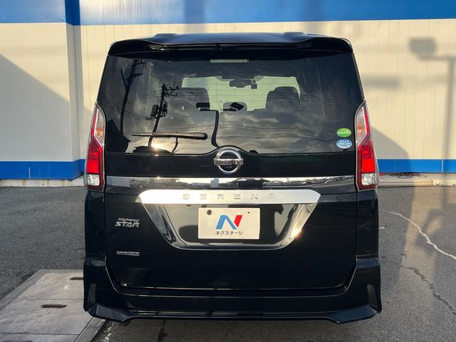 日産 セレナ