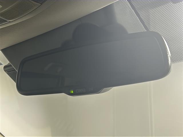 三菱 アウトランダーPHEV