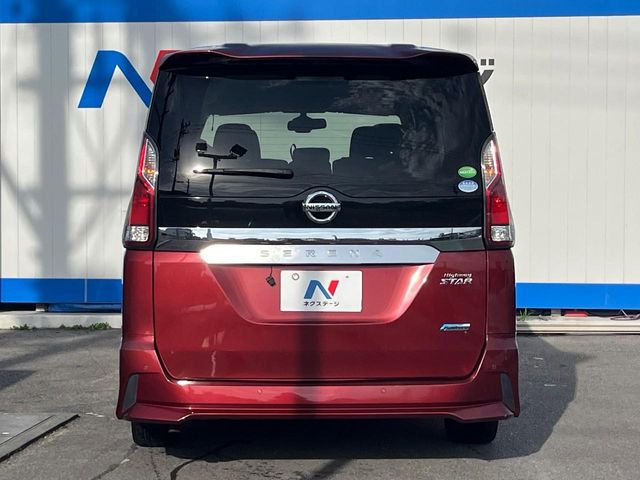 日産 セレナ