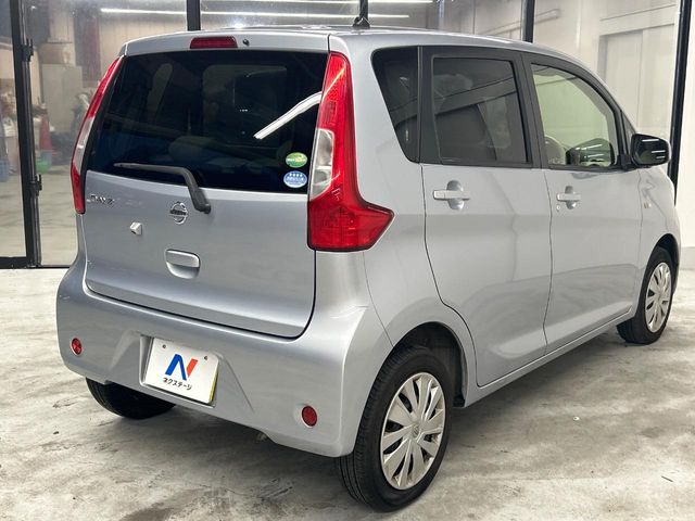 日産 デイズ