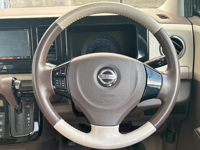 日産 モコ
