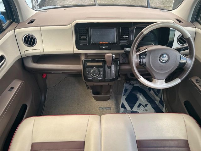 日産 モコ