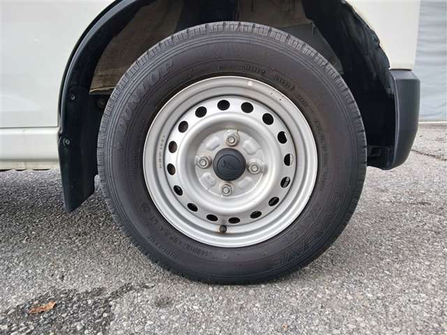 ダイハツ ハイゼットカーゴ
