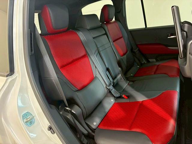 トヨタ ランドクルーザー300