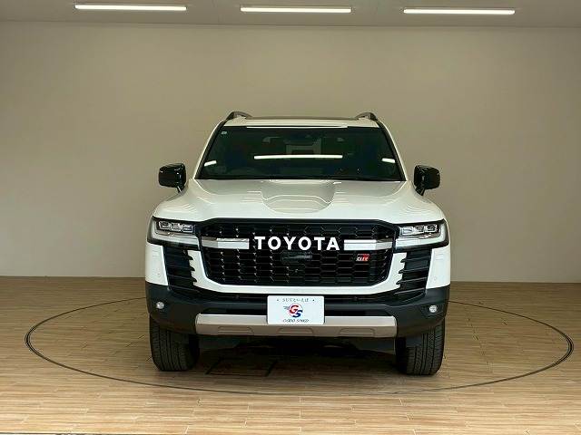 トヨタ ランドクルーザー300