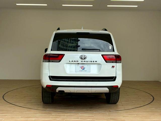 トヨタ ランドクルーザー300
