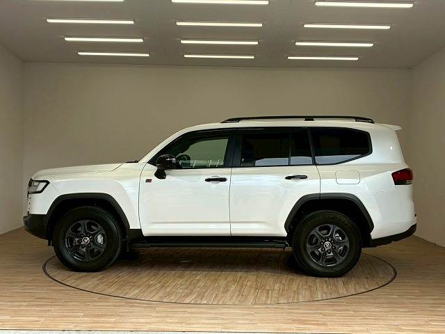 トヨタ ランドクルーザー300