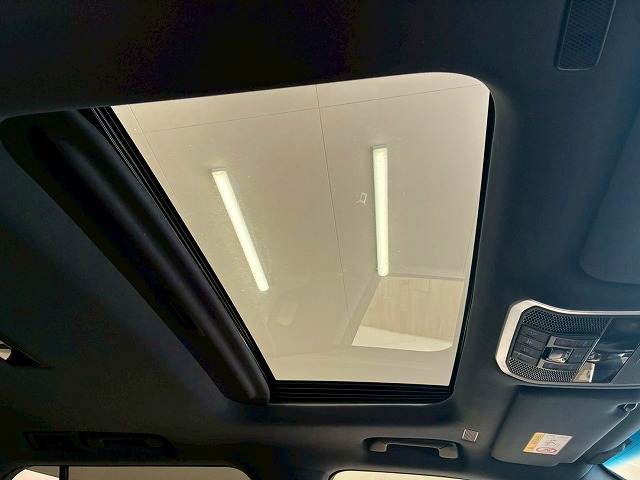 トヨタ ランドクルーザー300