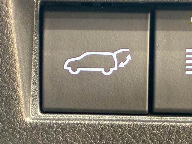 トヨタ ランドクルーザー300