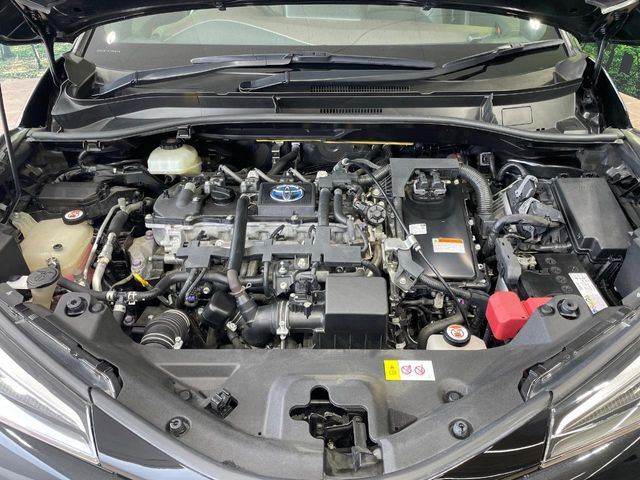 トヨタ C-HR