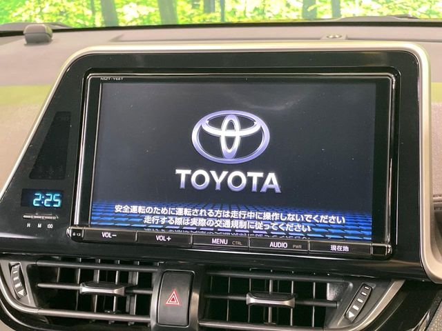 トヨタ C-HR