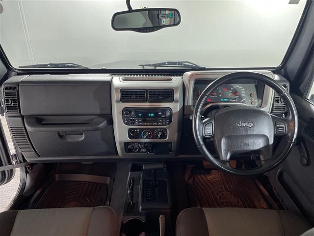 ジープ ラングラー