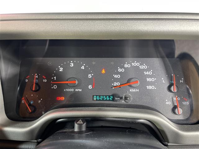 ジープ ラングラー