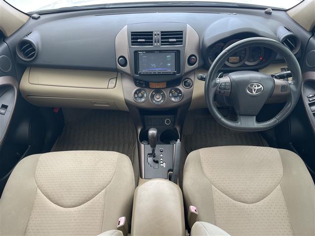 トヨタ ヴァンガード