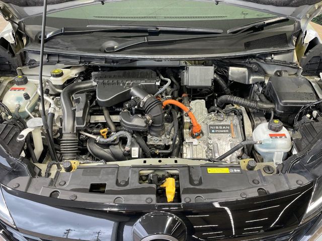 日産 ノートオーラ