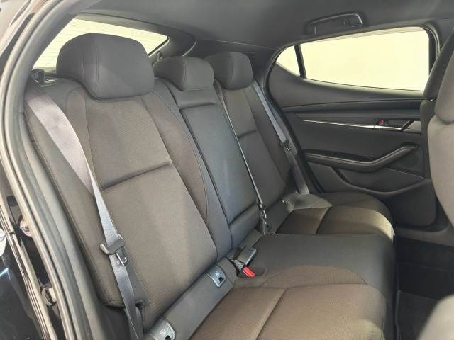 マツダ MAZDA3ファストバック