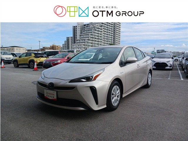 トヨタ プリウス