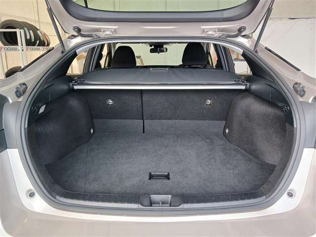 トヨタ プリウス