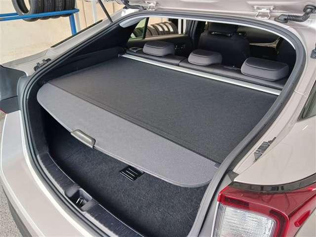 トヨタ プリウス