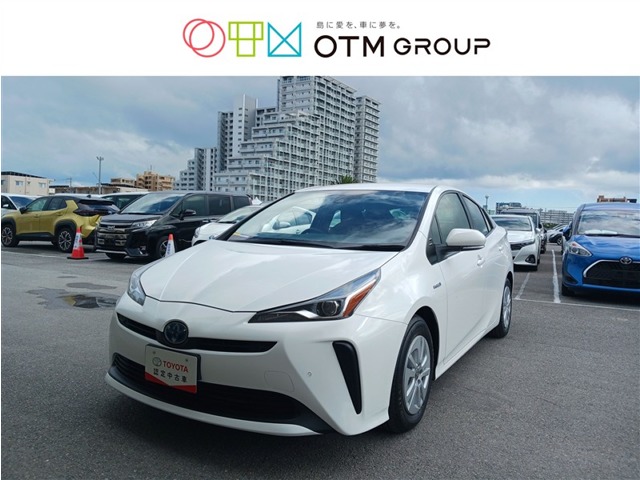 トヨタ プリウス