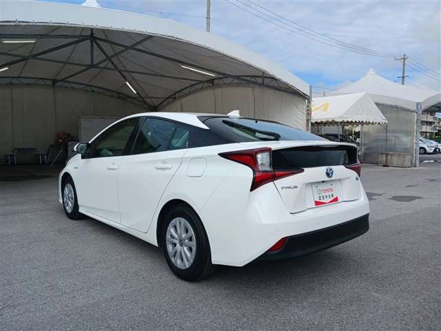 トヨタ プリウス