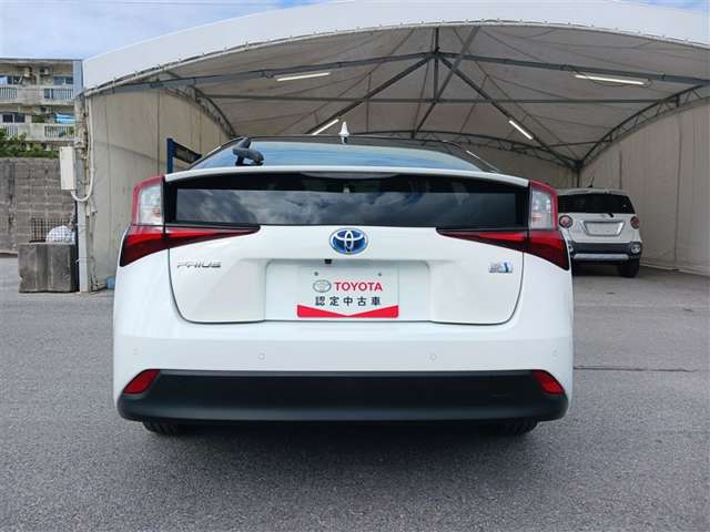 トヨタ プリウス