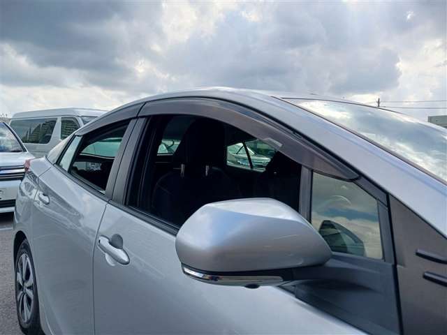 トヨタ プリウスPHV