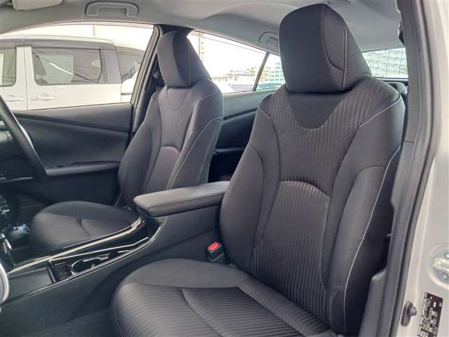 トヨタ プリウスPHV