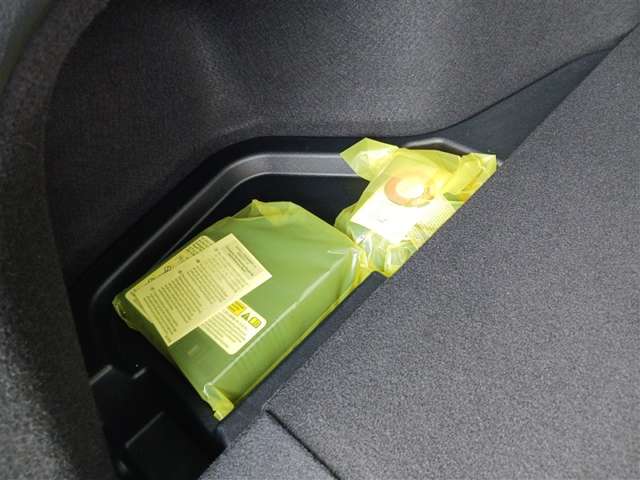 トヨタ プリウスPHV