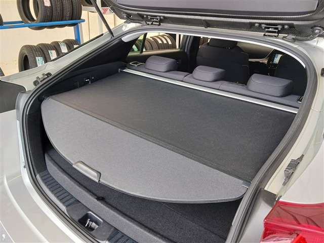 トヨタ プリウスPHV