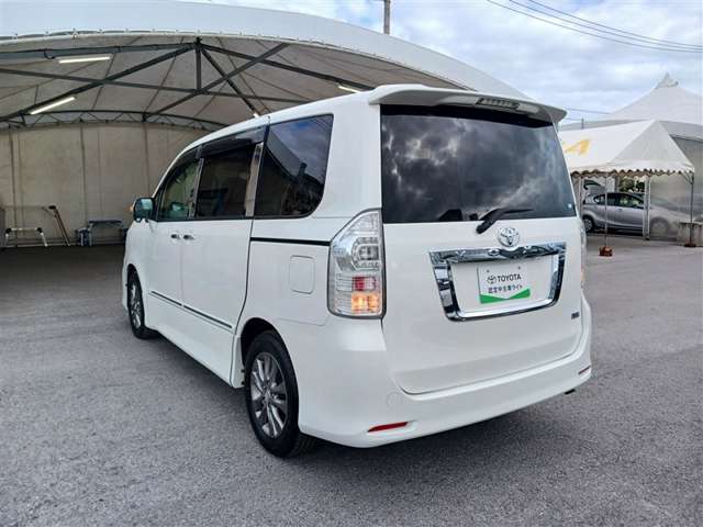 トヨタ ヴォクシー