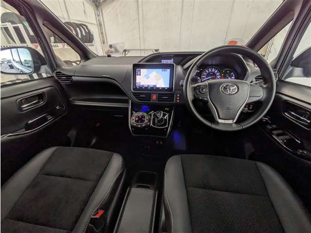 トヨタ ヴォクシー