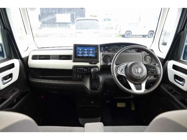ホンダ N-BOX