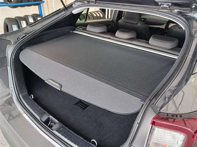 トヨタ プリウス