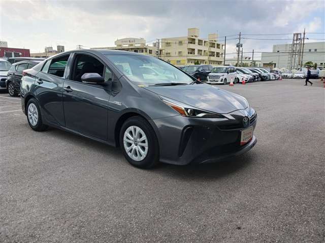 トヨタ プリウス