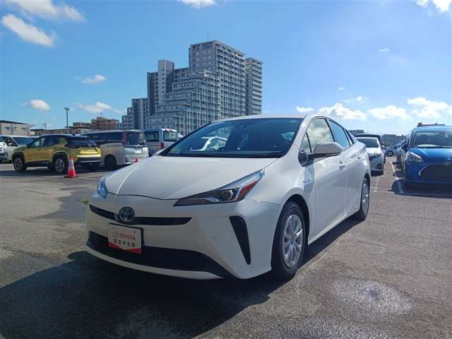 トヨタ プリウス