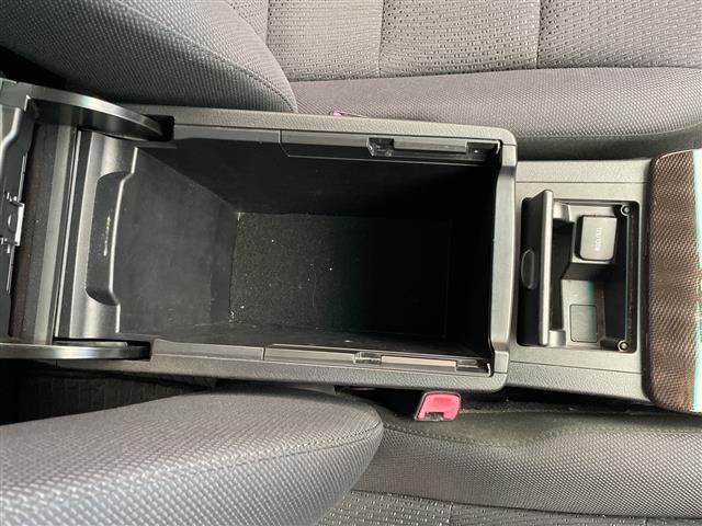 トヨタ カムリハイブリッド