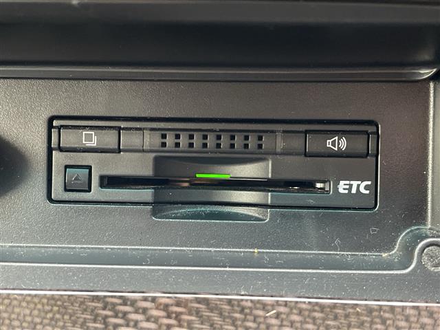 トヨタ カムリハイブリッド